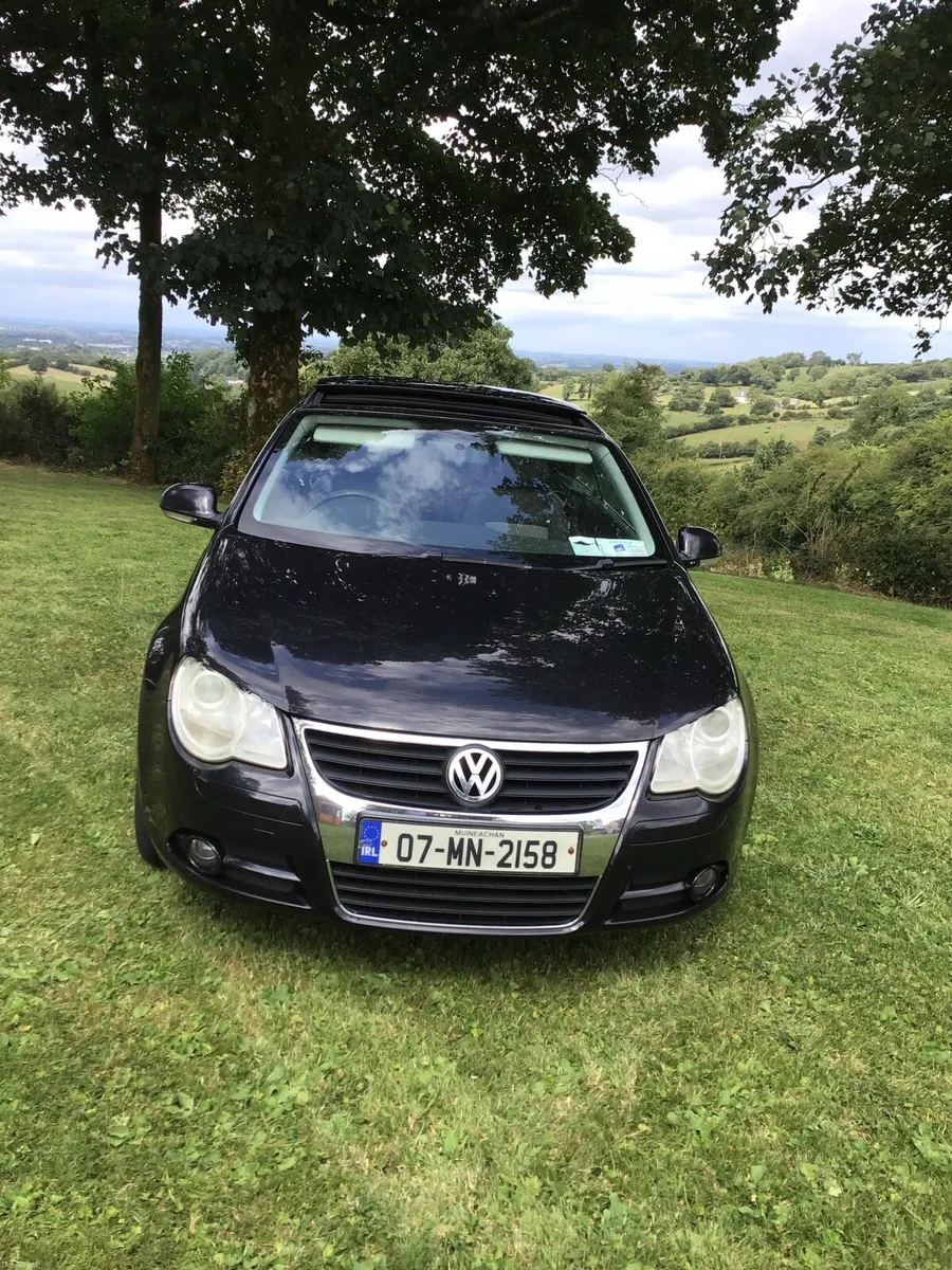 2007 VW EOS Convertable - Image 2