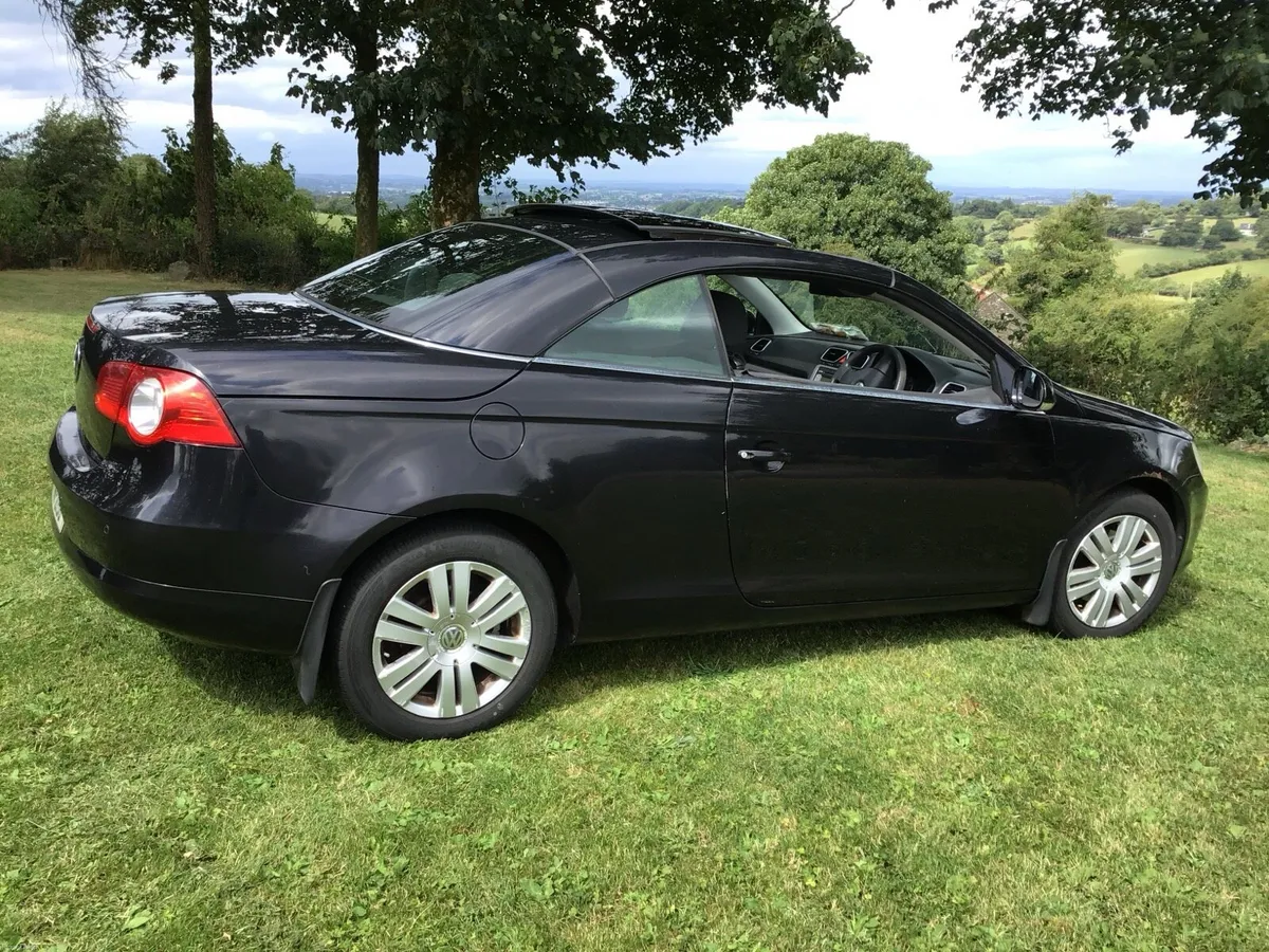 2007 VW EOS Convertable - Image 6