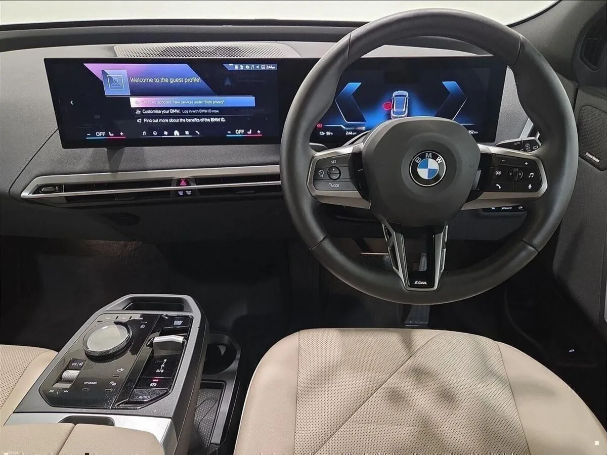 BMW iX xDrive40 M Sport - Image 5
