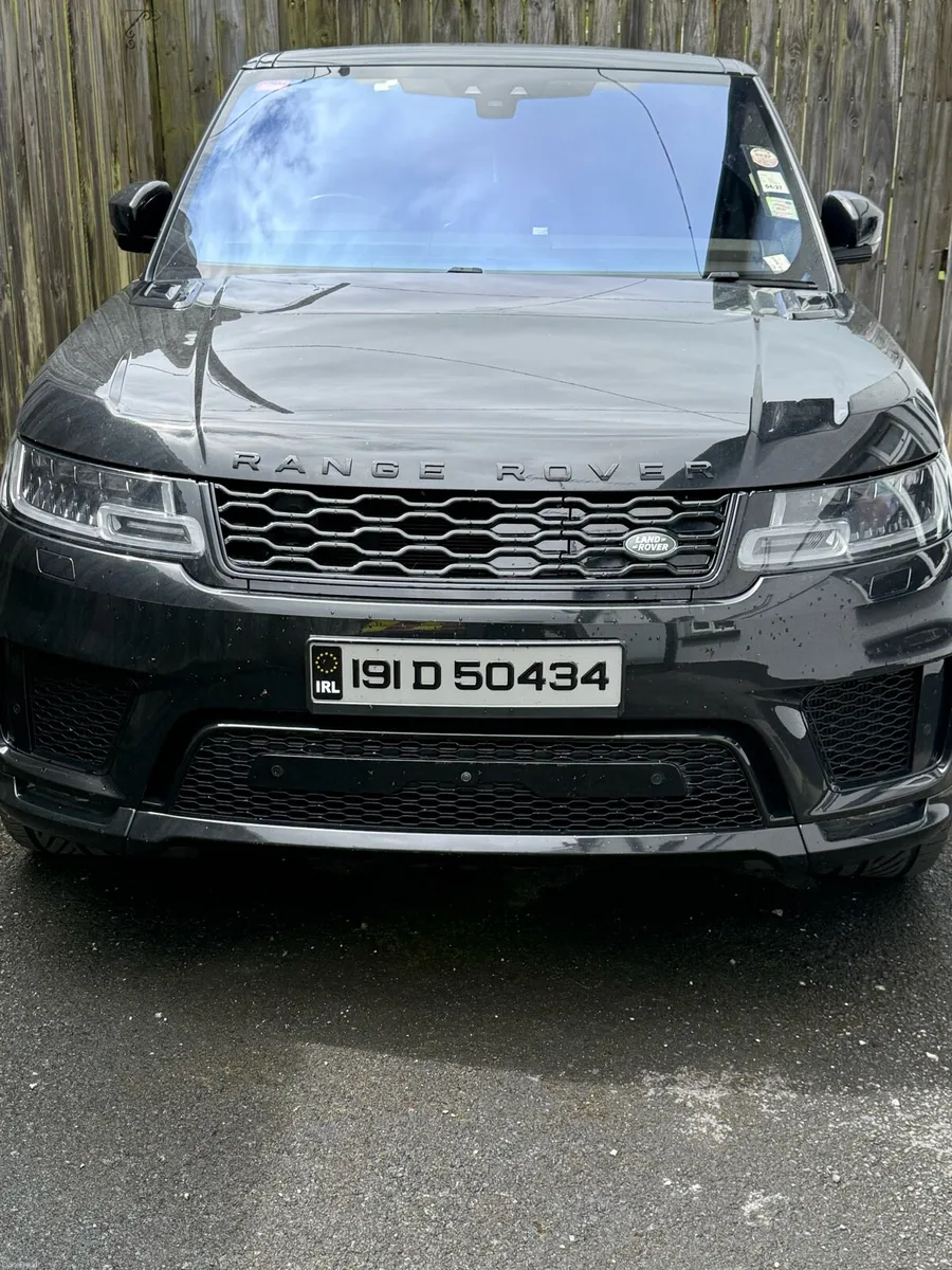 Range Rover Sport - Image 1