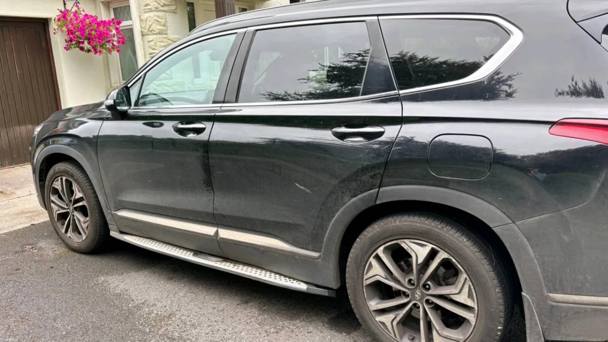 182 Hyundai Santa Fe - Image 3
