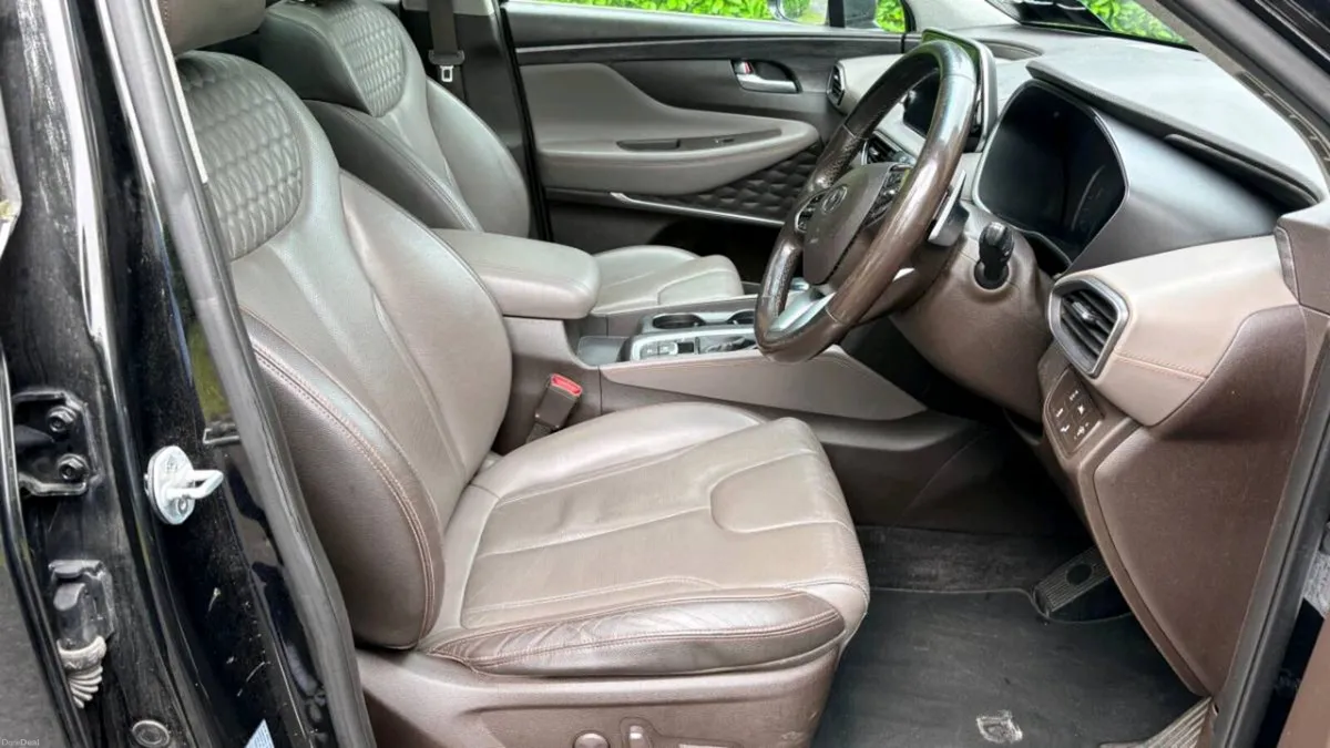 182 Hyundai Santa Fe - Image 5