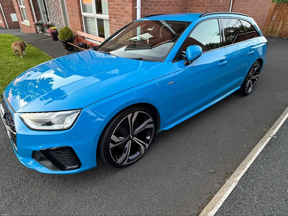 Audi A4 2019 - Image 2