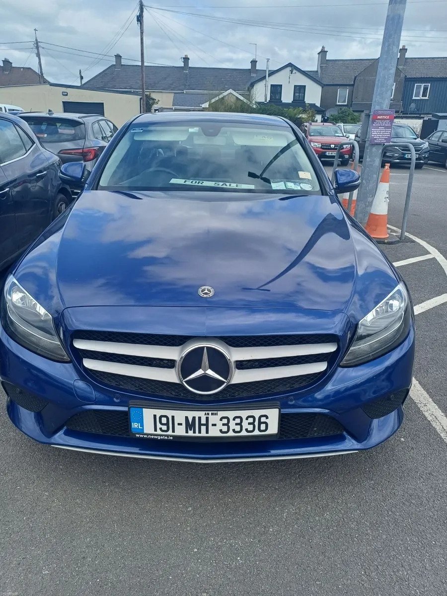 Mercedes-Benz C-Class 2019 - Image 2