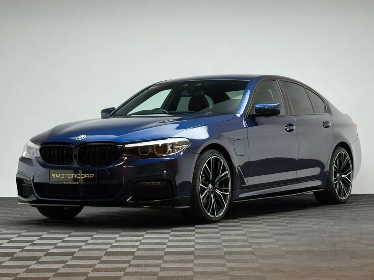 BMW 5-Series 530E M SPORT - Image 3