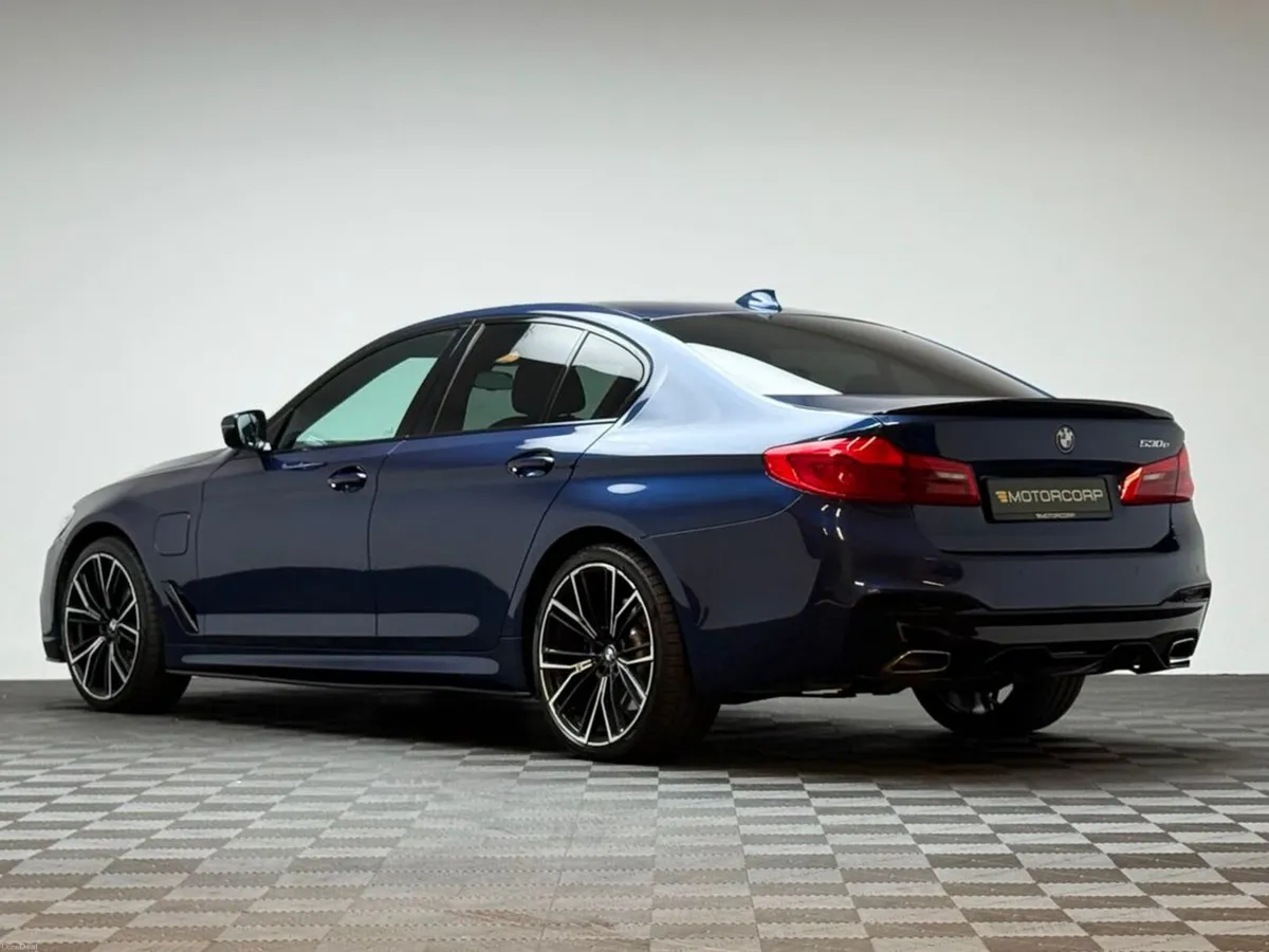 BMW 5-Series 530E M SPORT - Image 5
