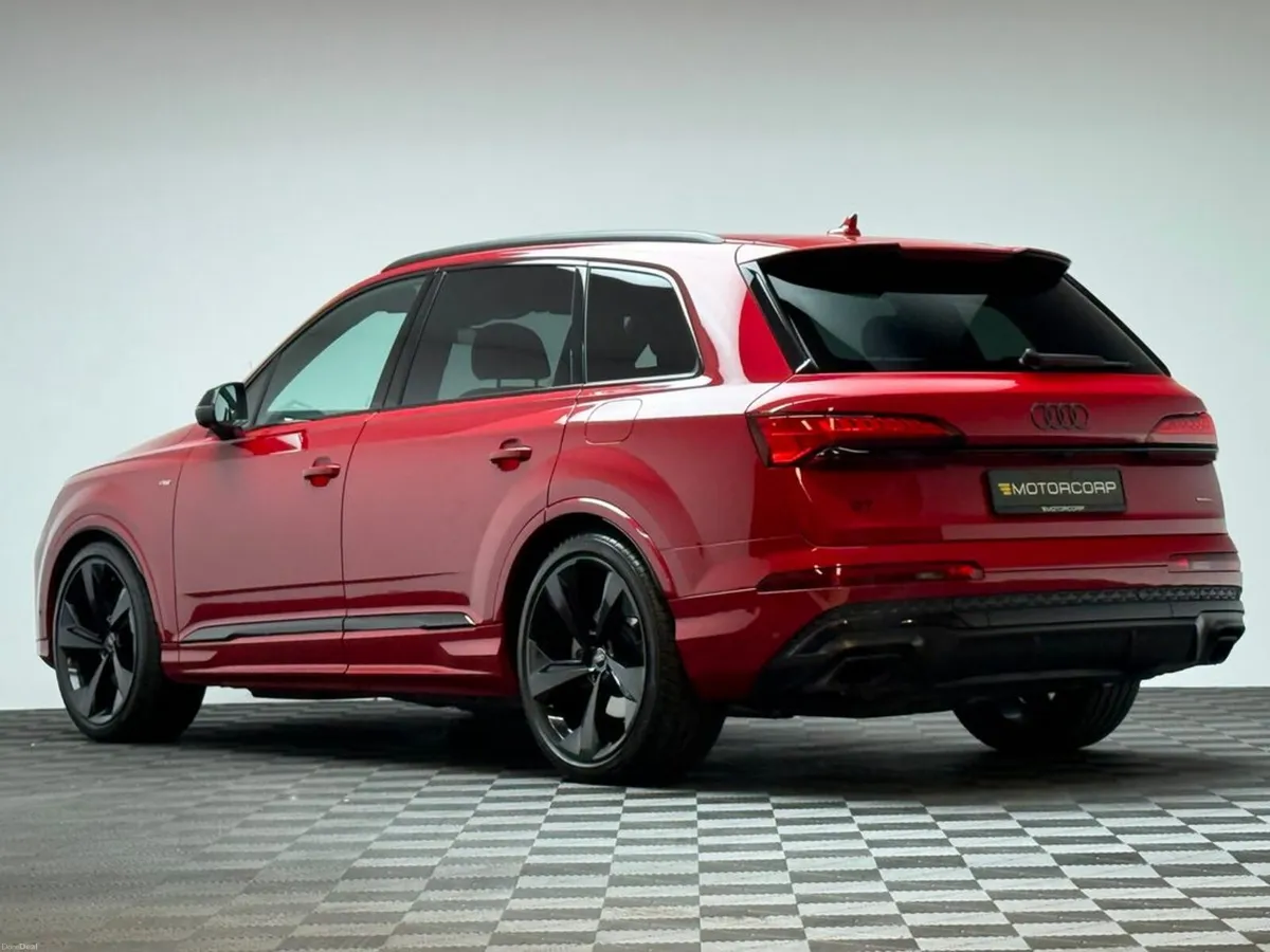 Audi Q7 S LINE BLK ED 55 TFSI E QUATTRO *PAN ROOF* - Image 5