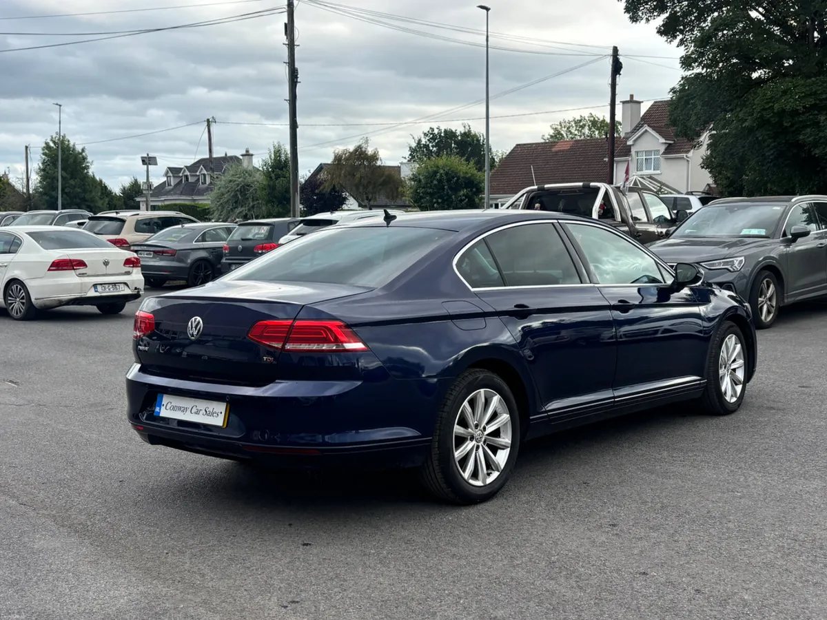 2017 Volkswagen Passat  SE Business 1.6 TDI - Image 3