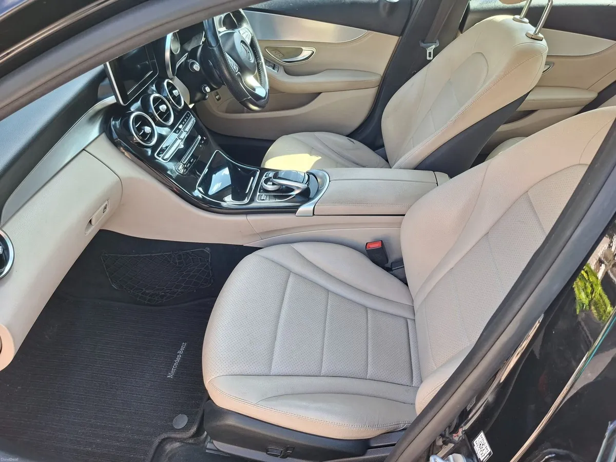 Mercedes-Benz C-Class 2015 - Image 2