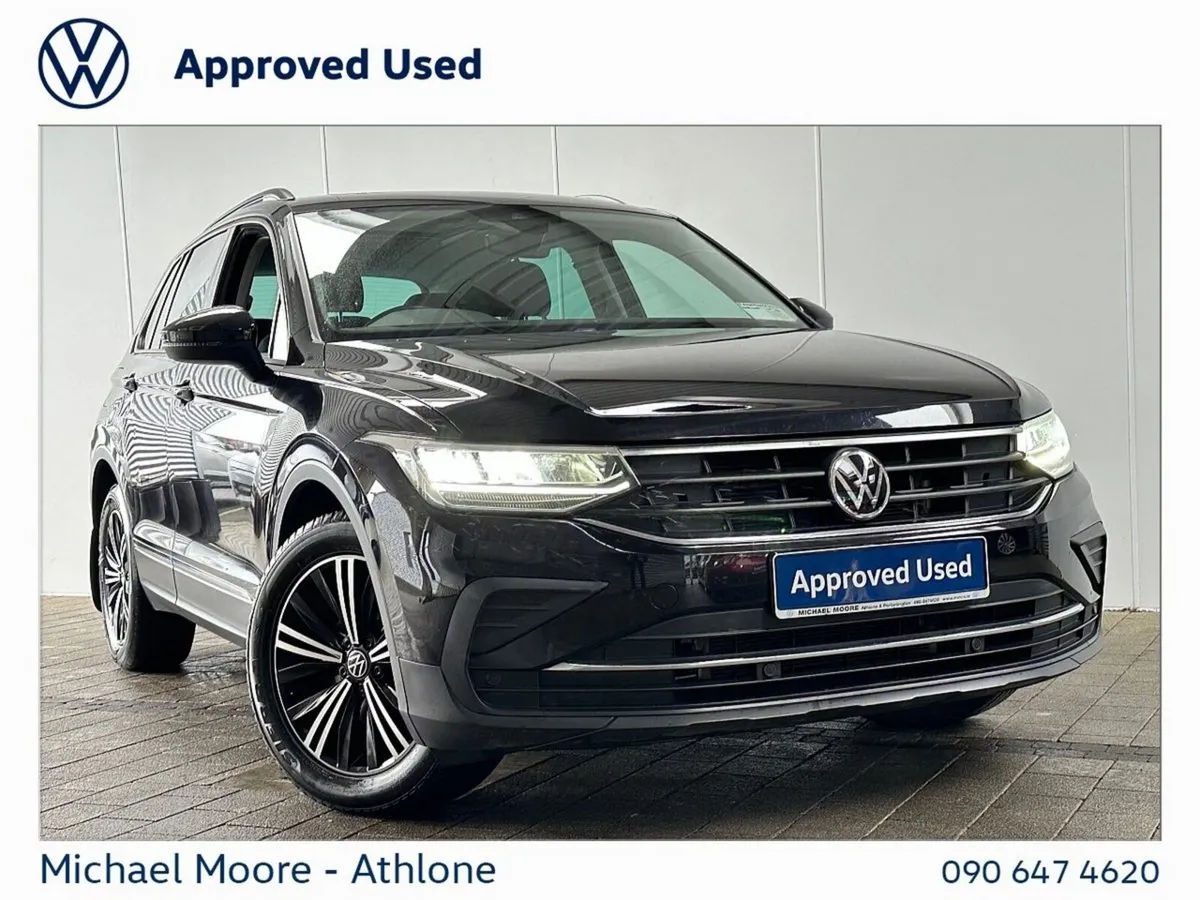 Volkswagen Tiguan LIFE 2.0 TDI 122BHP (PANORAMIC S - Image 1