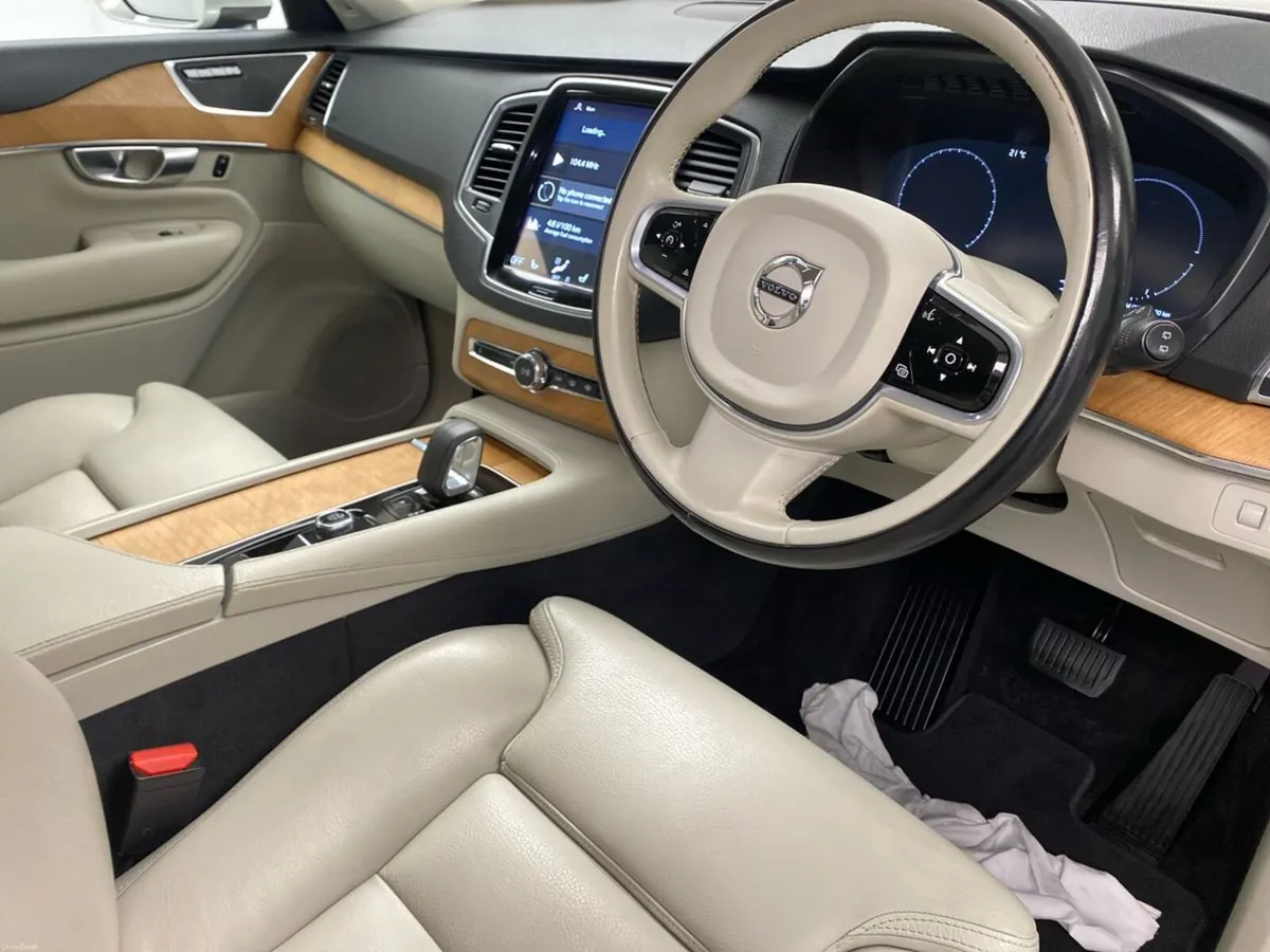 Volvo XC90 PHEV T8 (390hp) Inscription Exp AWD - Image 6