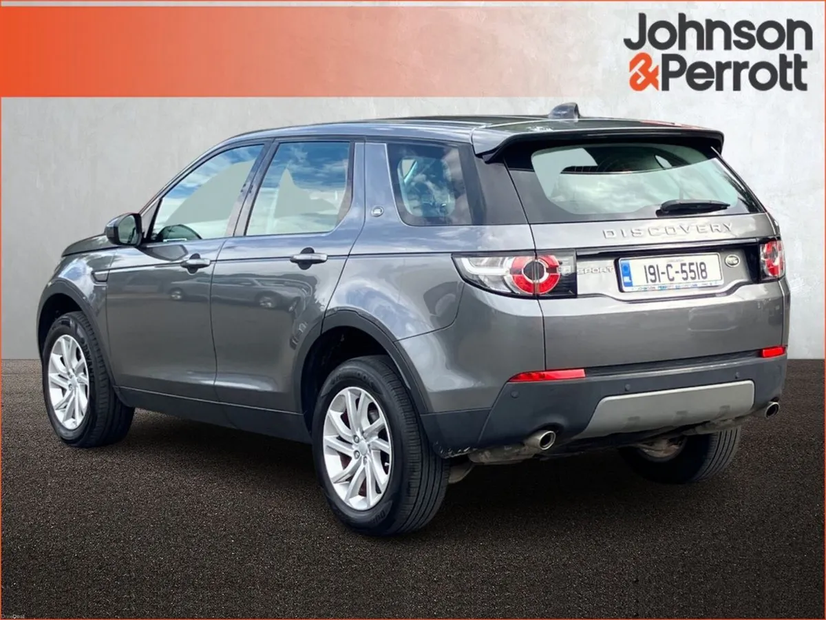 Land Rover Discovery Sport 2.0 TD4 150PS AUTO SE 7 - Image 2
