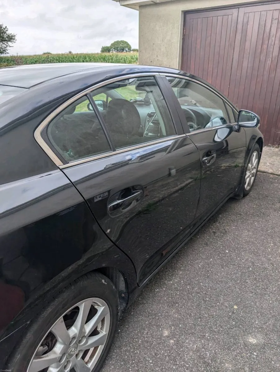 Toyota Avensis - Image 3
