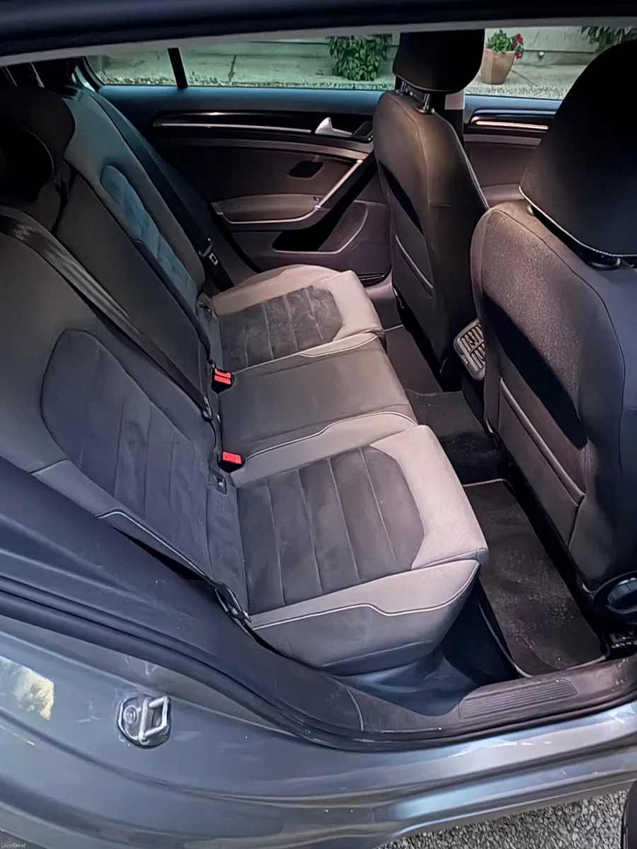 Volkswagen Golf Highline 2015 - Image 2