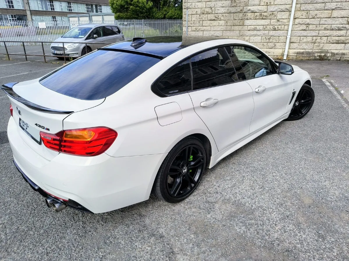 BMW 4-Series 2015 - Image 4