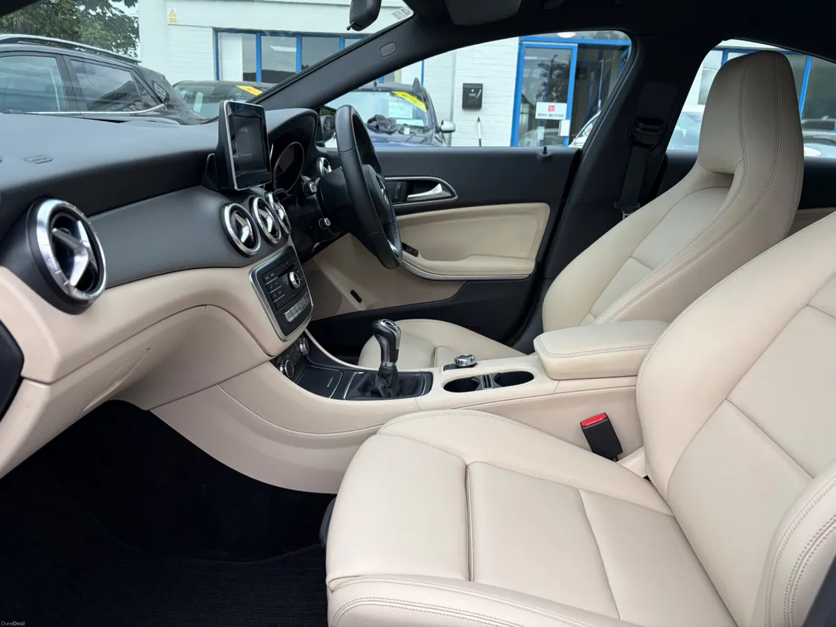 2017 MERCEDES CLA 180d URBAN MANUAL LOW KMS - Image 4