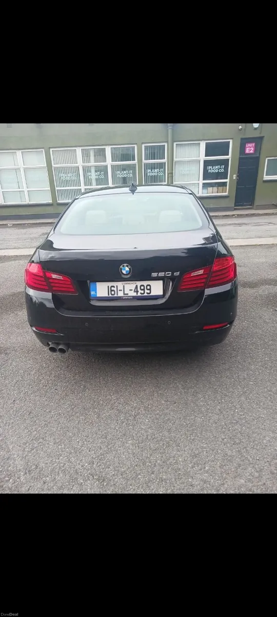 BMW 5-Series 2016 - Image 2