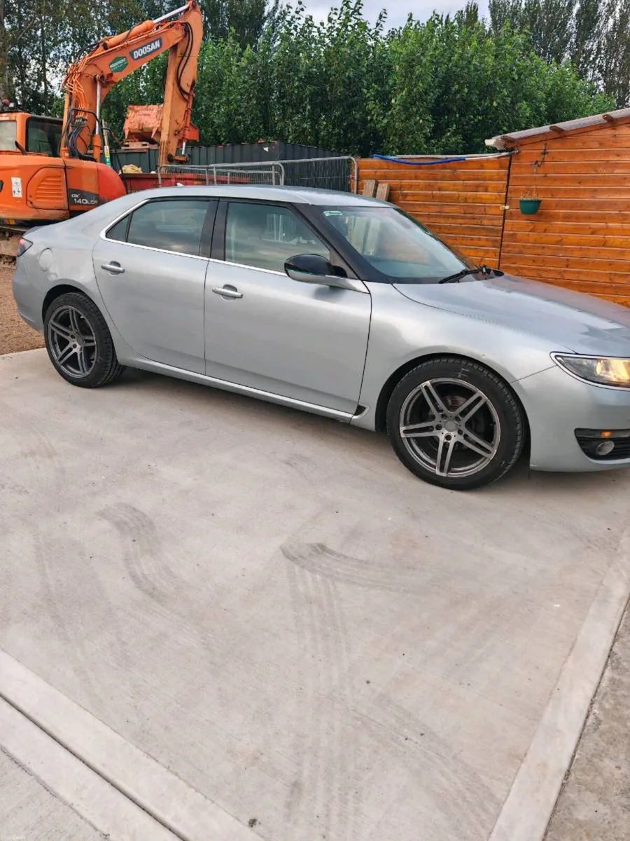 Saab 9-5 Vector - Image 6