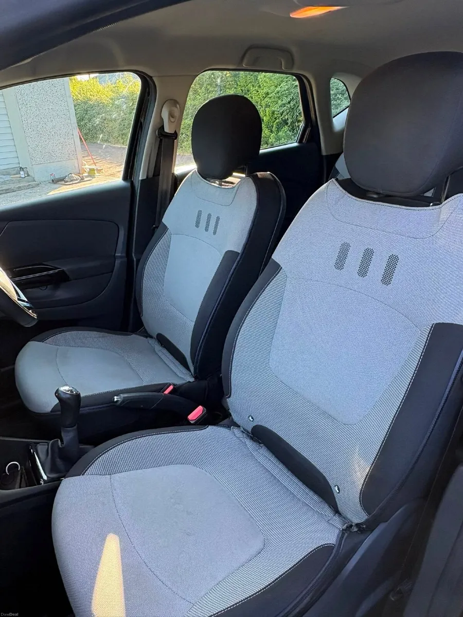 RENAULT CAPTUR 1.5DCi 90HP - Image 4