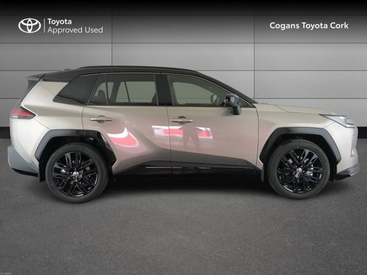 Toyota RAV4 Sport Launch Edition - Image 3