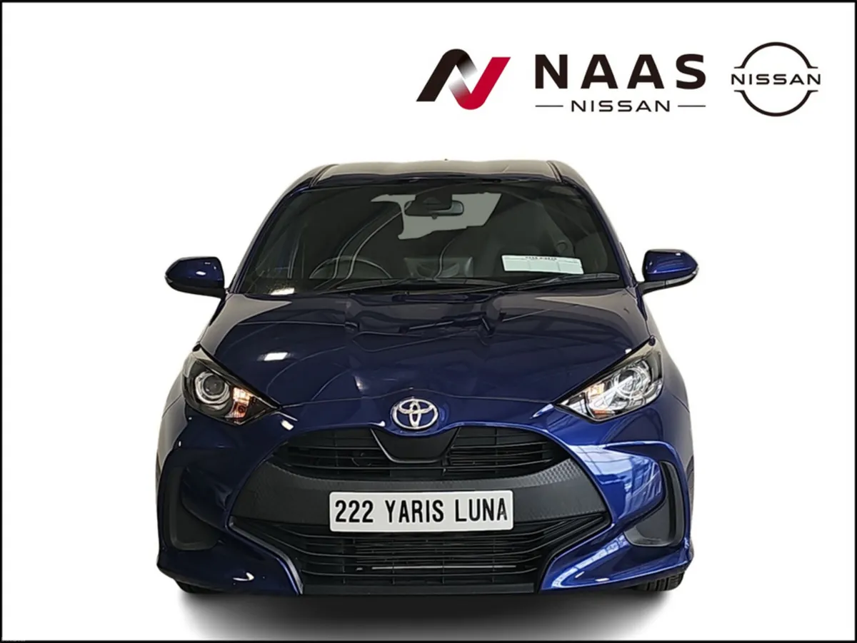 Toyota Yaris 1.0 LUNA - Image 2