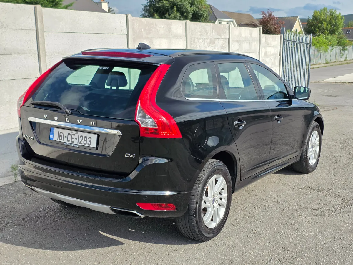 Volvo XC60 D4 (190hp) FWD SE - Image 4