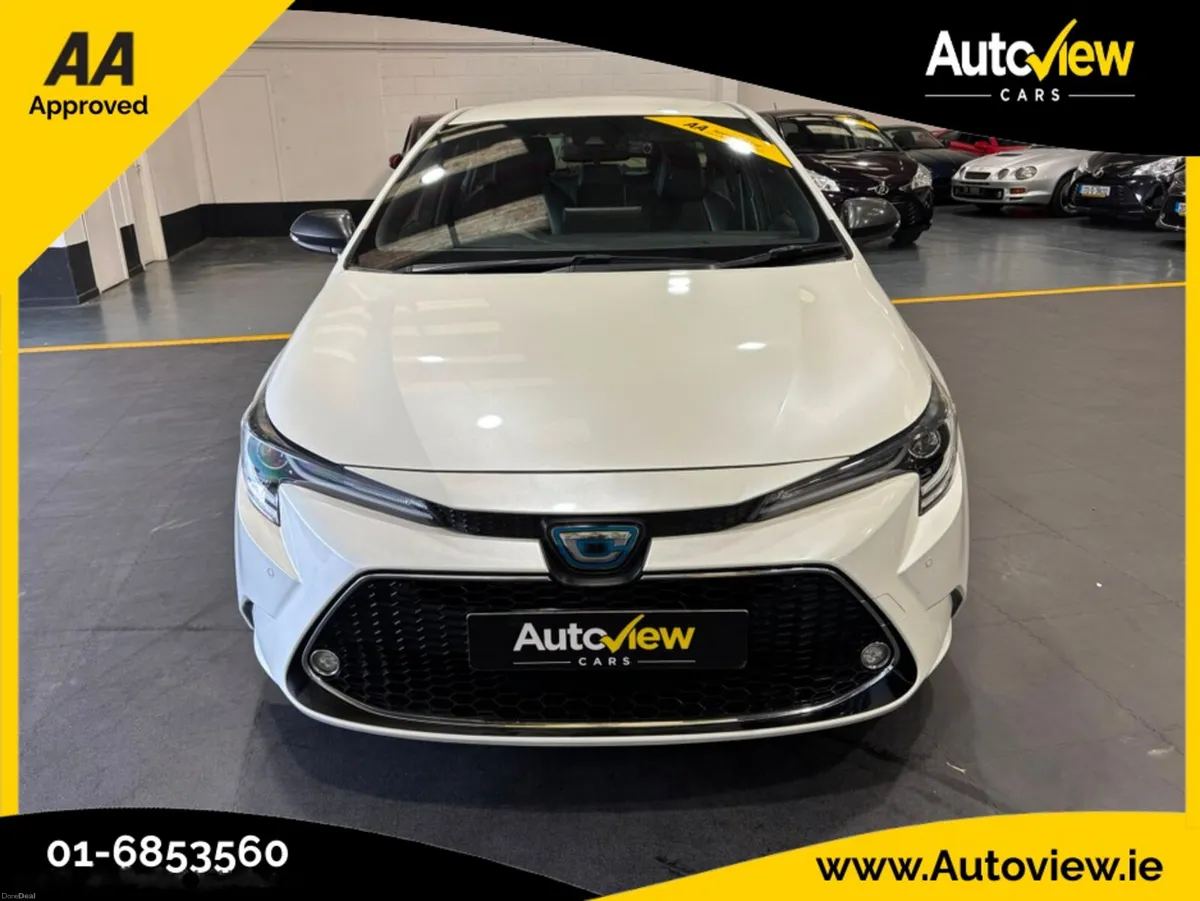 Toyota Corolla 1.8 Self-Charging Hybrid Automatic. - Image 3
