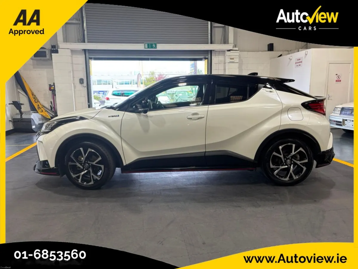 Toyota C-HR 1.8 Self-Charging Hybrid Automatic. AA - Image 6