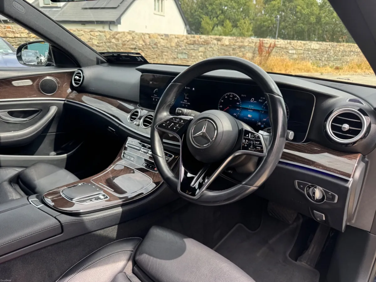 Mercedes-Benz E-Class E300e AMG LINE EDITION - Image 3
