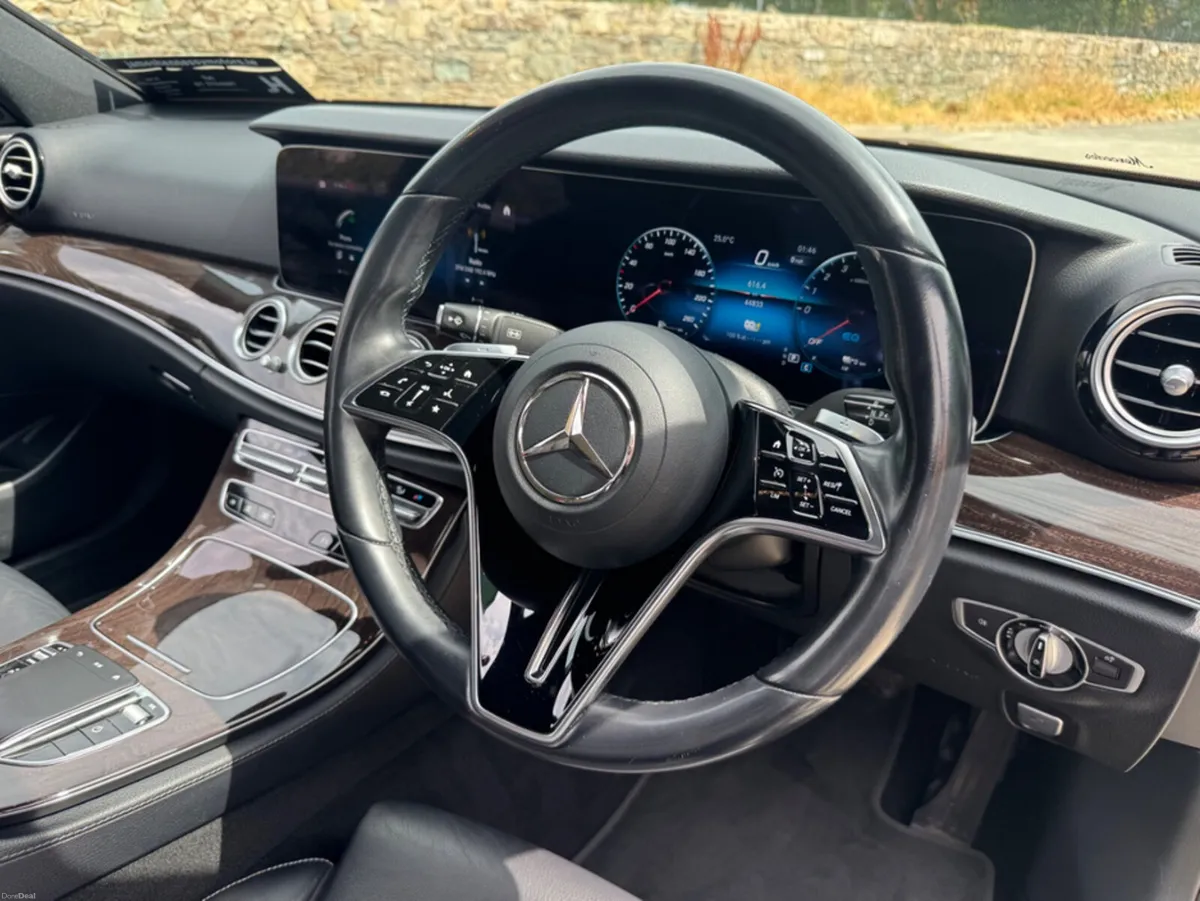 Mercedes-Benz E-Class E300e AMG LINE EDITION - Image 6