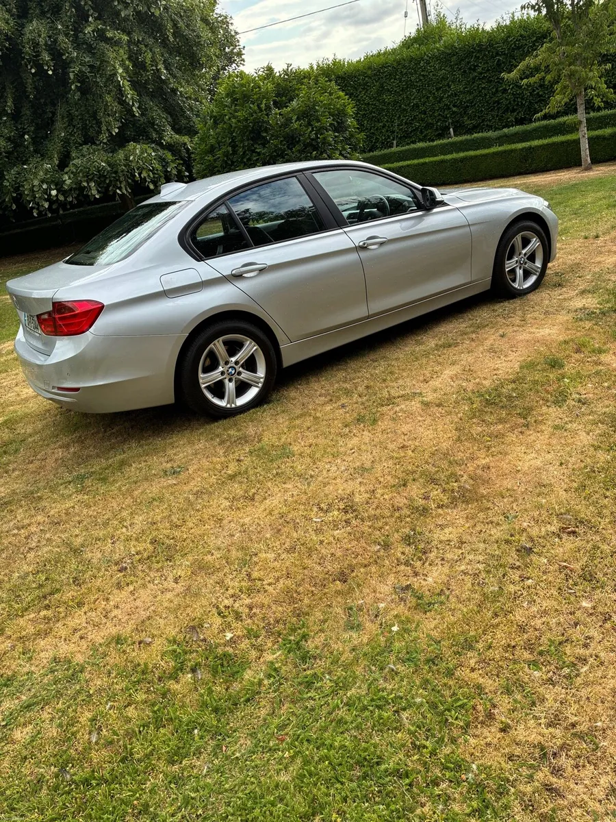 BMW 3-Series 2015 - Image 3