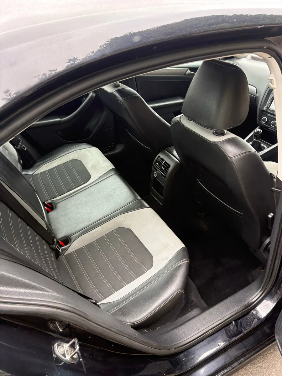 Volkswagen Jetta Highline NEW NCT - Image 6