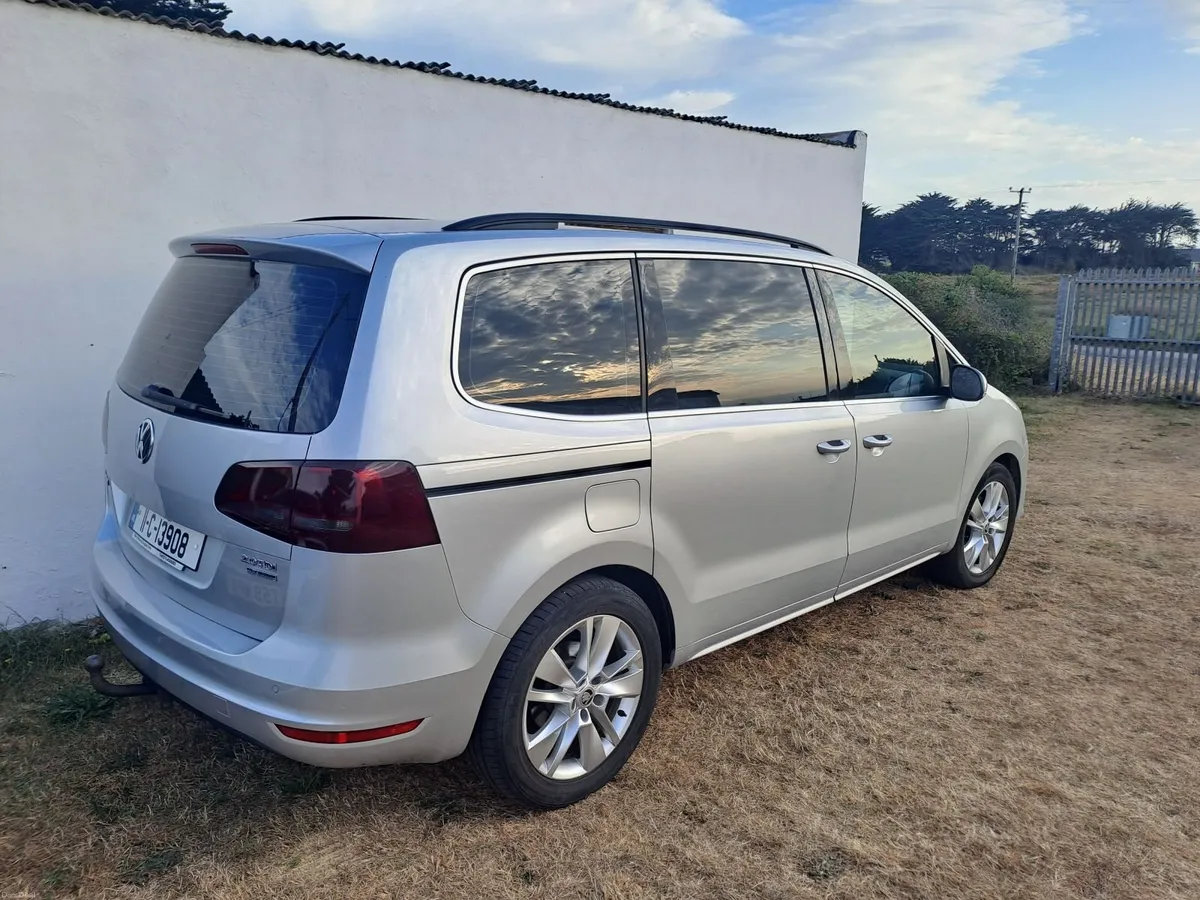 Volkswagen Sharan 2011 - Image 3
