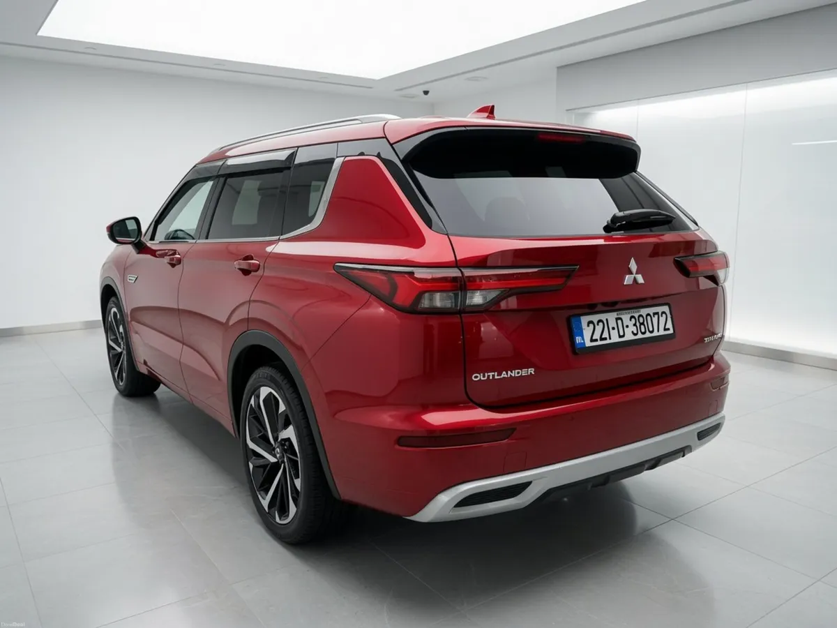 Mitsubishi Outlander 2022 7 SEATER - Image 2