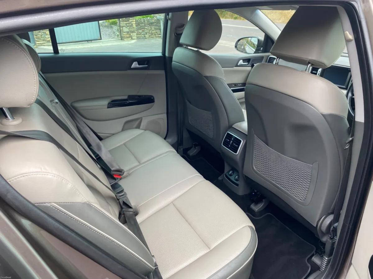 Kia Sportage 2018 1.7 Platinum S Model - Image 5