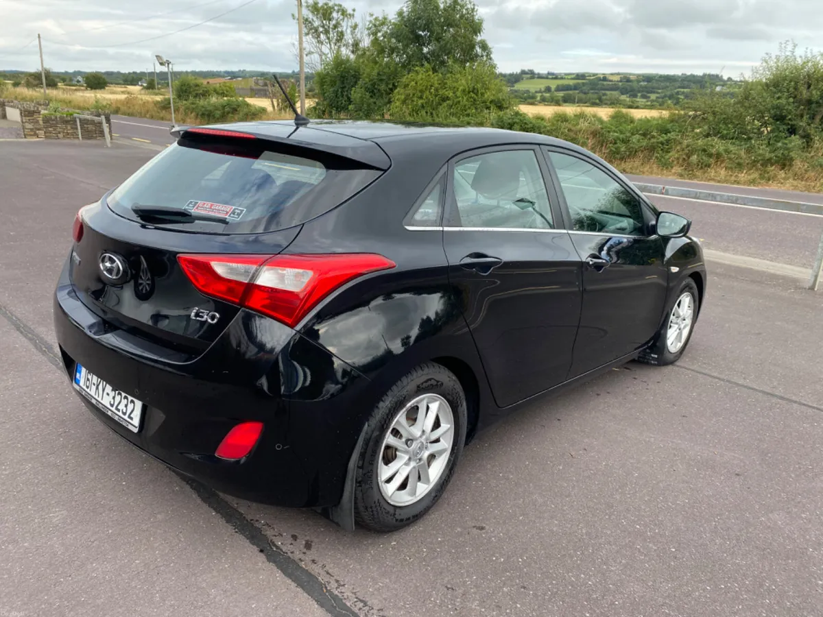 Hyundai i30 2016 - Image 2