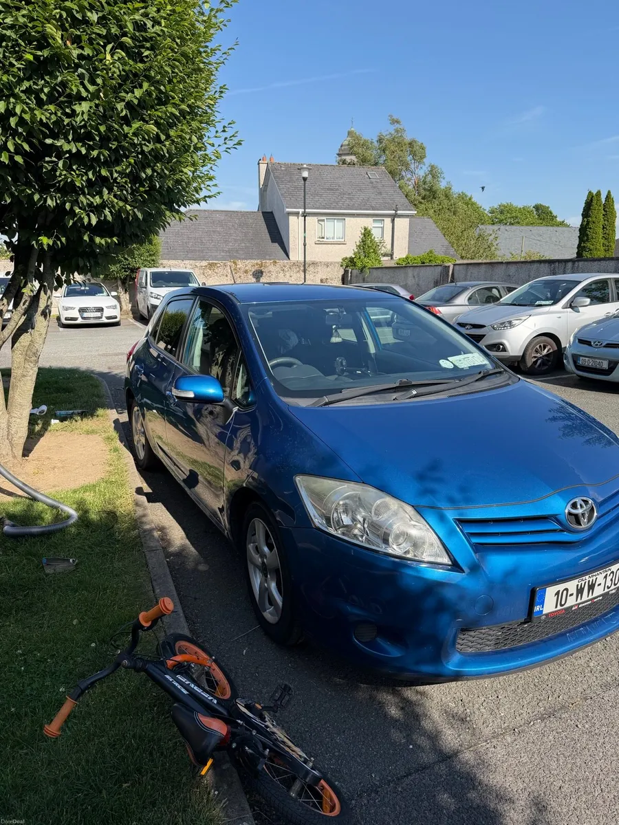 Toyota Auris - Image 2