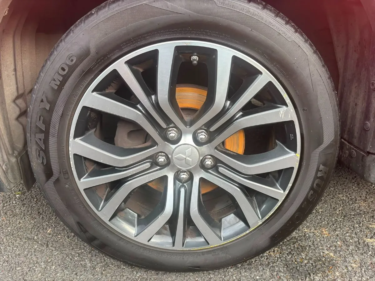 Mitsubishi Outlander 2018 - Image 3