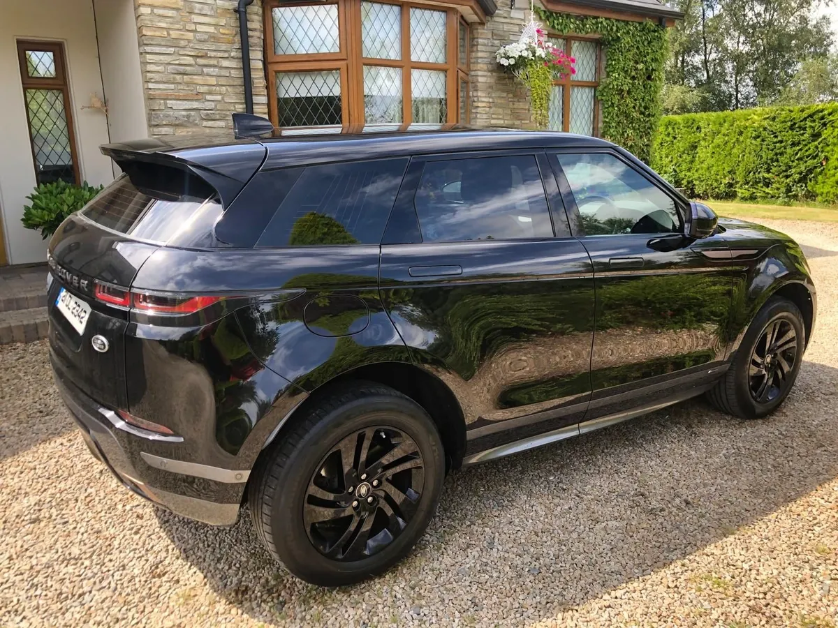 Land Rover Range Rover Evoque 2021 R-Dynamic P300e - Image 4