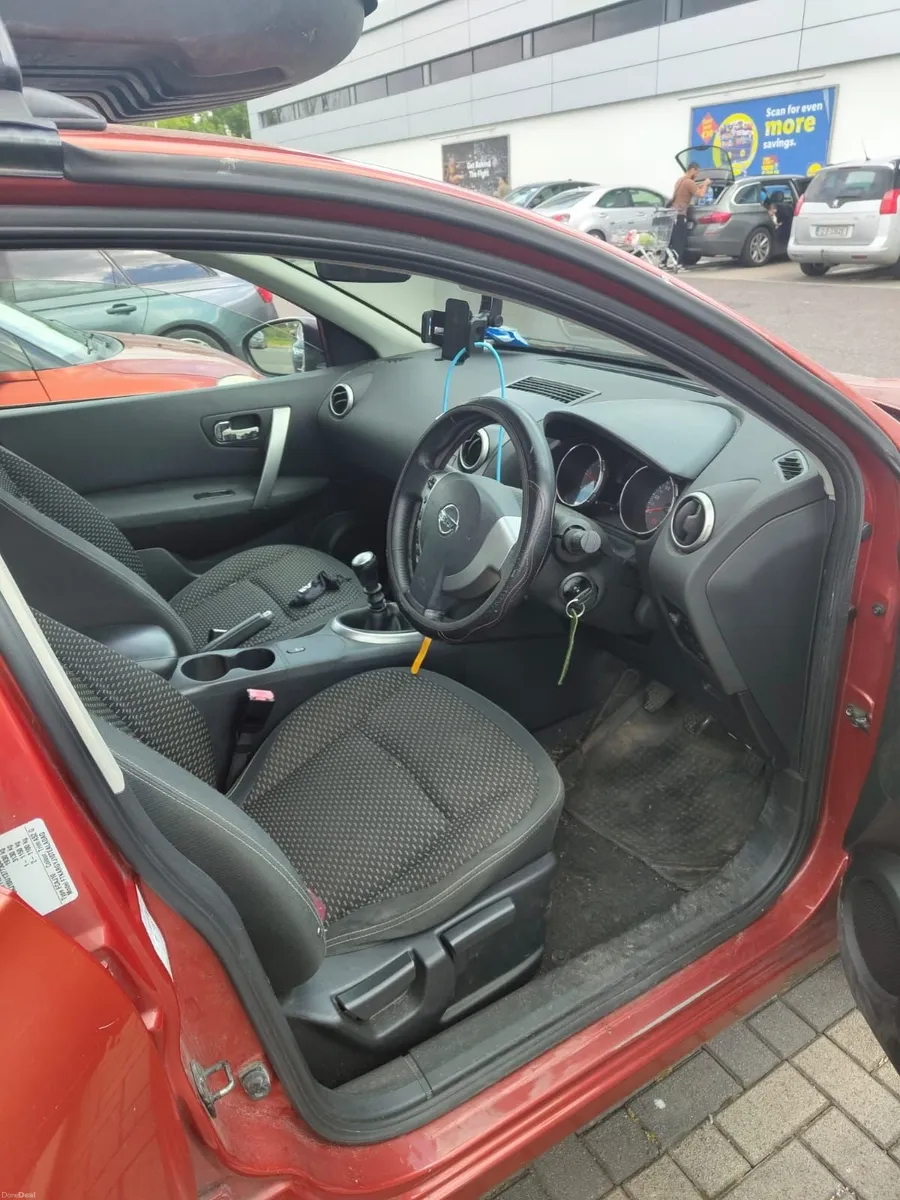 Nissan Qashqai 2010 - Image 3