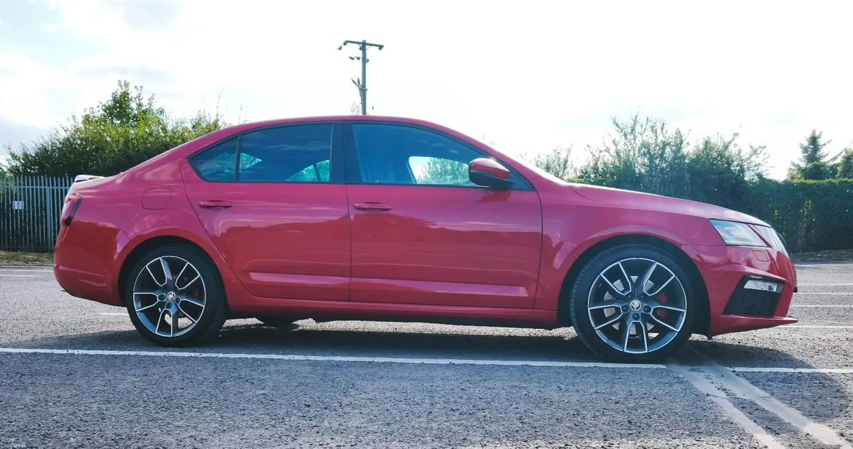 2018 Skoda Octavia vRS 2.0 TDI 184 Manual | 3 keys - Image 5