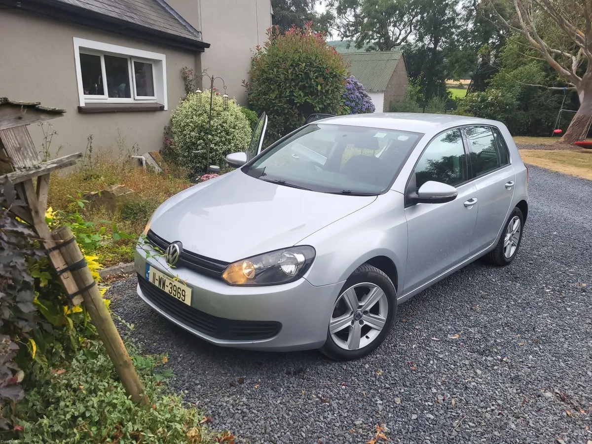 Volkswagen Golf 2011 - Image 1