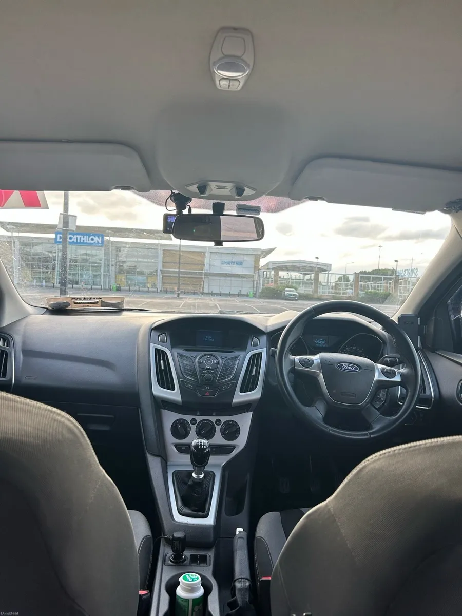 2012 Ford Focus Zetec 113BHP NCT+TAX - Image 6