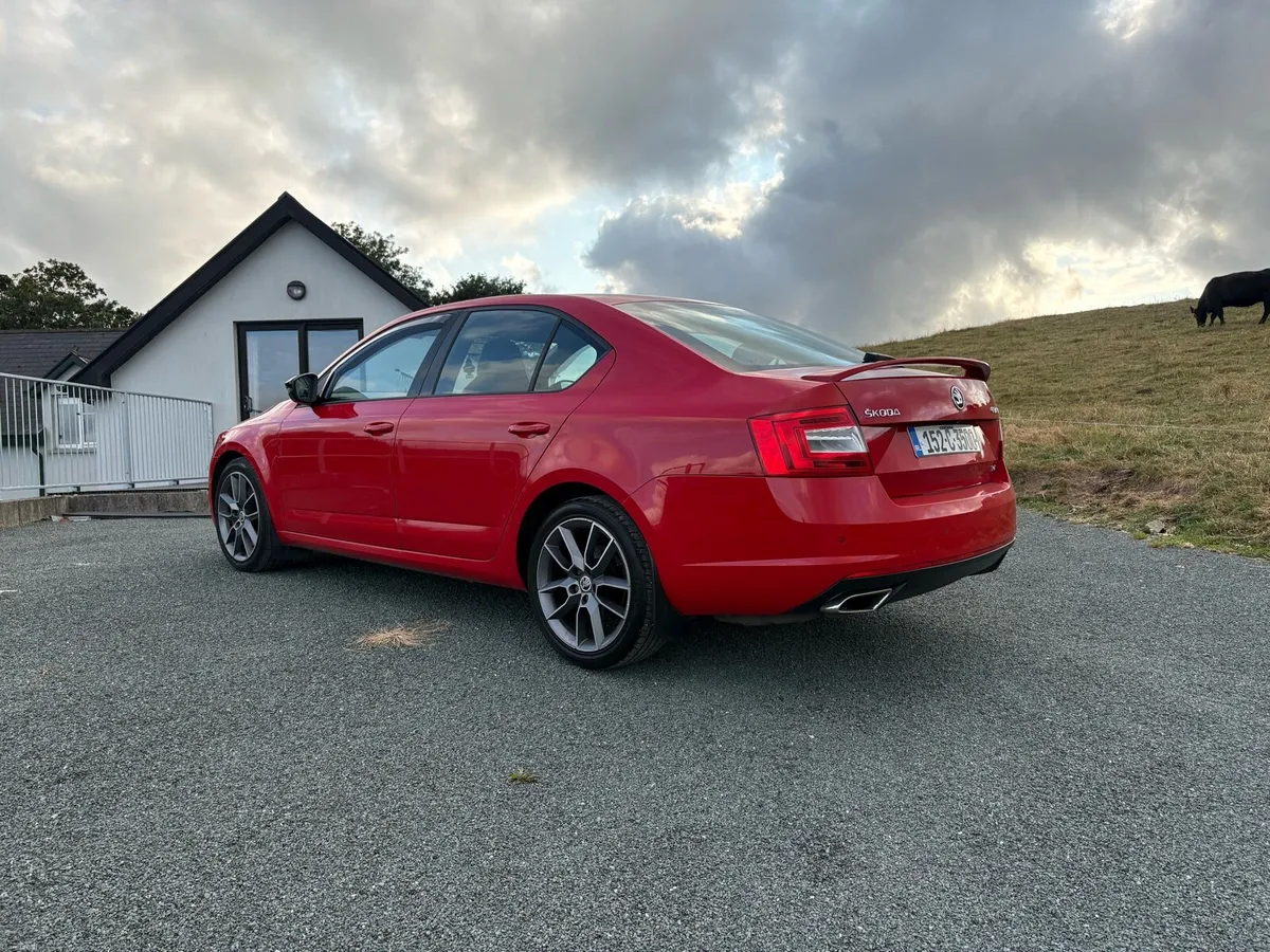 Immaculate Skoda Octavia VRs - Image 3