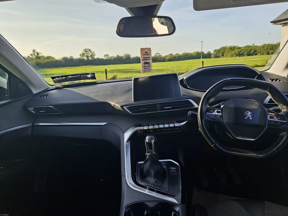 PEUGEOT 3008 1.6 DIESEL - Image 6