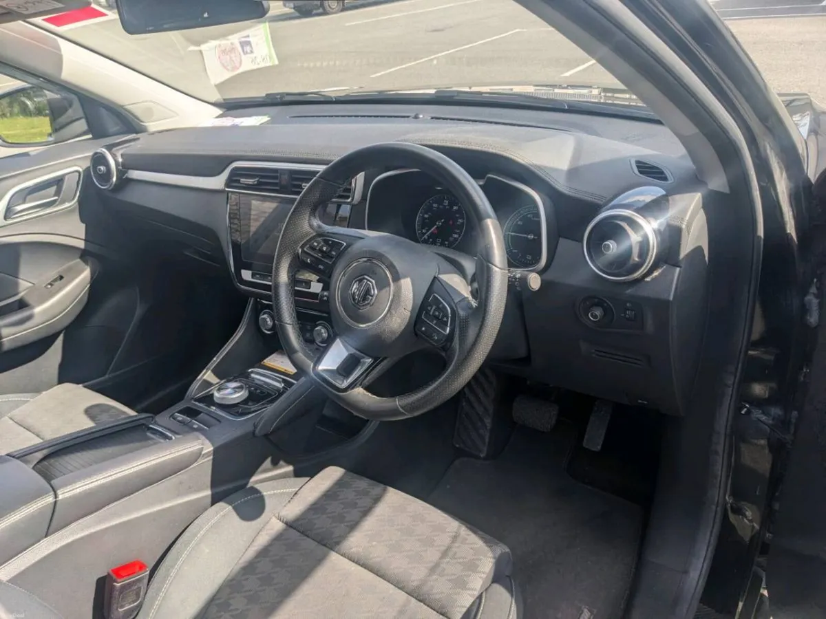 MG ZS Electric - Image 6