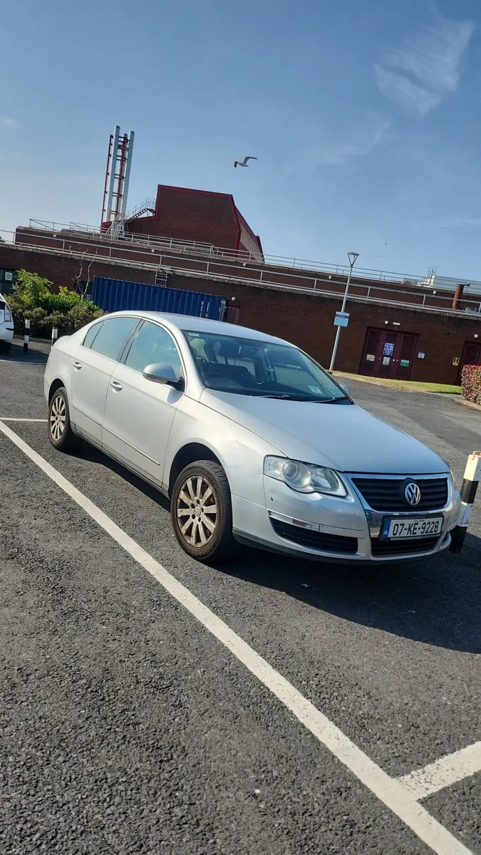 Volkswagen Passat 2007 - Image 5