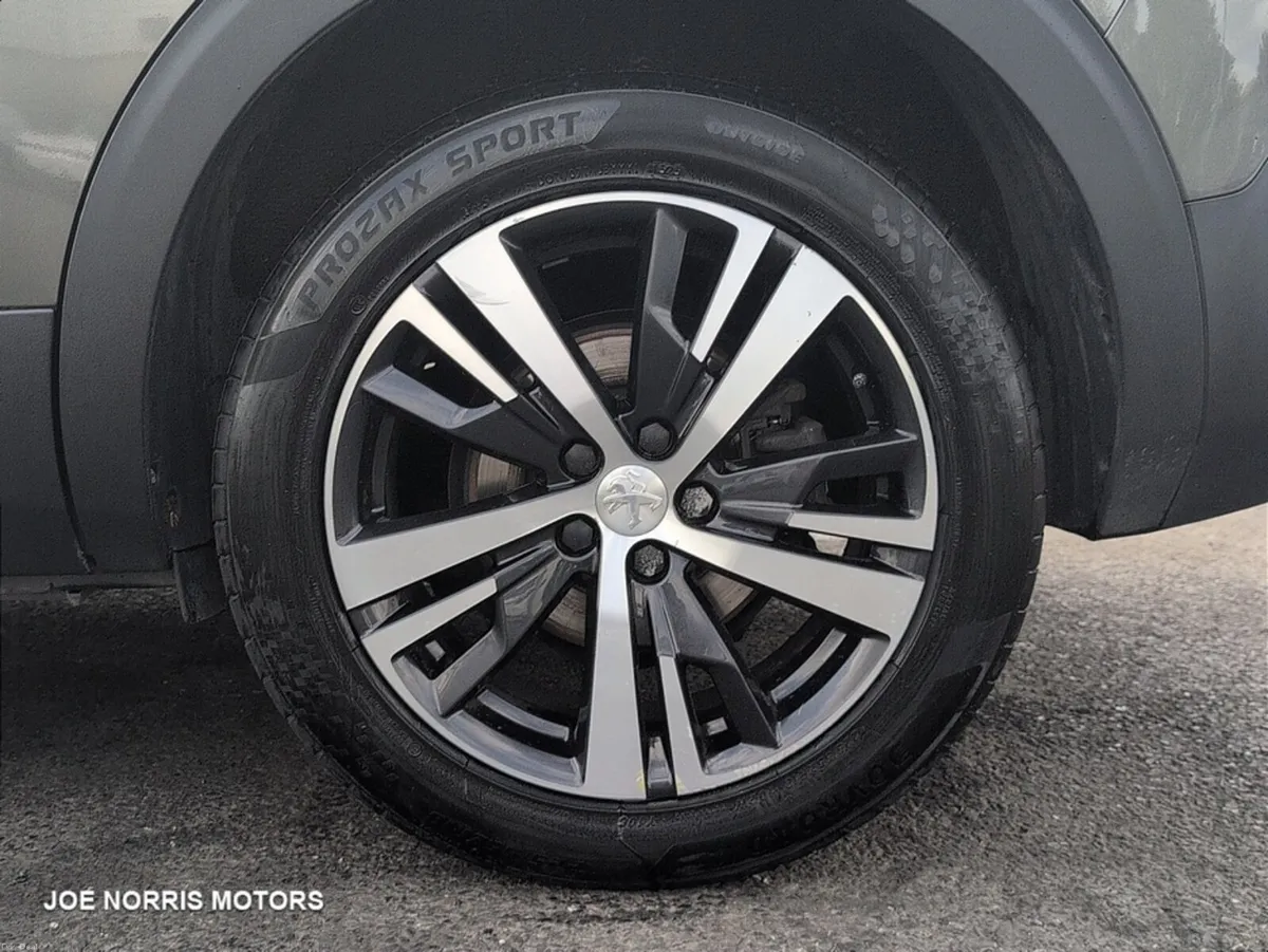 Peugeot 5008 ALLURE 1.2 130 6.2 4DR - Image 5