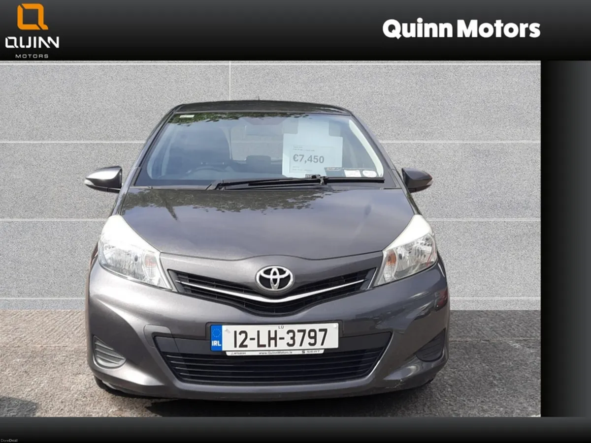 Toyota Yaris D-4D TR 5DR - Image 2