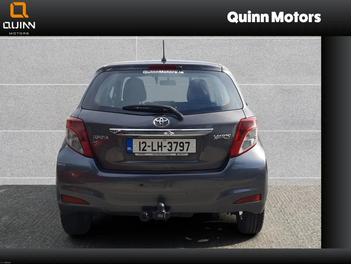 Toyota Yaris D-4D TR 5DR - Image 5